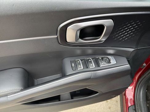 Used 2023 Kia Sorento S w/ Panoramic Sunroof Package FWD image 15