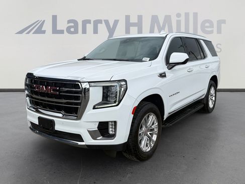 Used 2022 GMC Yukon SLT RWD image 1