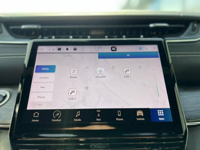 Used 2023 Jeep Grand Cherokee Overland AWD/4WD image 36