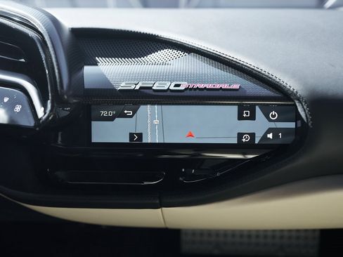 Used 2022 Ferrari SF90 Stradale image 68