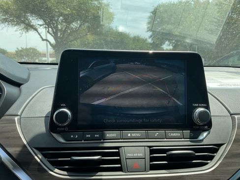 New 2026 Nissan Altima 2.5 SV FWD image 24
