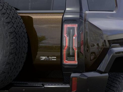New 2026 GMC Hummer EV SUV AWD/4WD image 11
