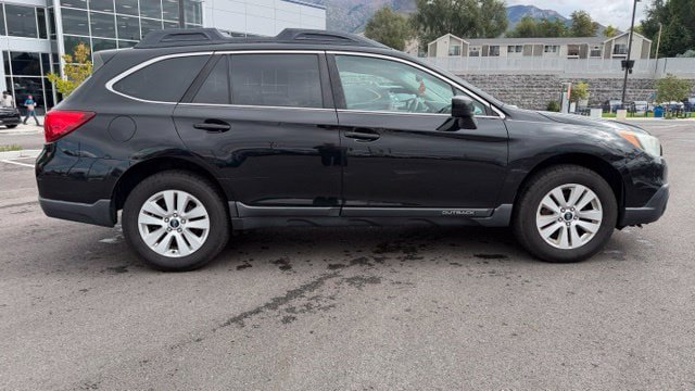 Used 2015 Subaru Outback 2.5i Premium AWD/4WD image 2