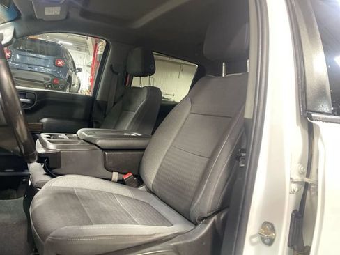 Used 2020 Chevrolet Silverado 1500 RST w/ Texas Edition AWD/4WD image 11