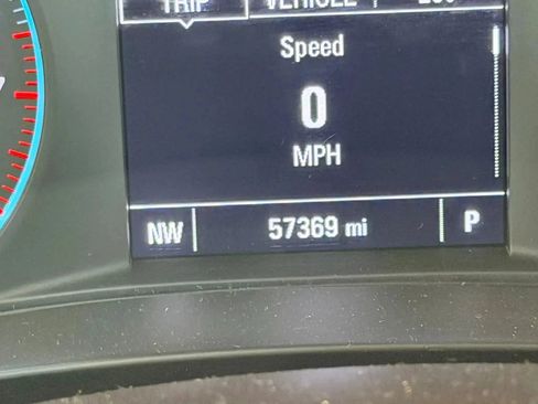 Used 2021 Chevrolet Malibu LT FWD image 12