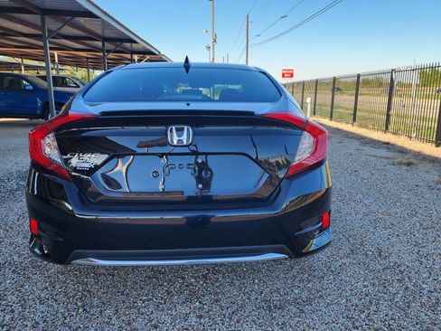 Used 2019 Honda Civic EX image 8