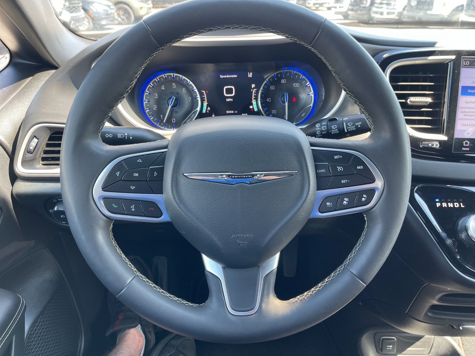 Used 2025 Chrysler Pacifica Select FWD image 27