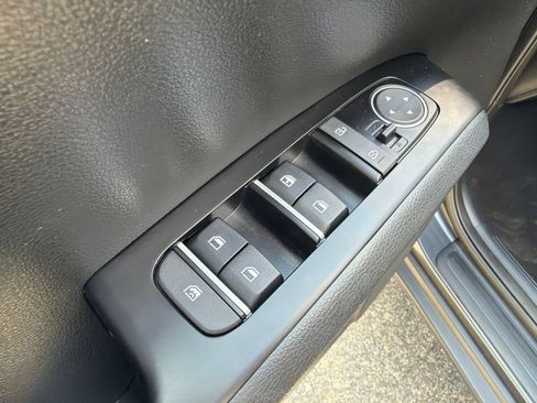 Certified 2023 Kia Soul EX FWD image 14