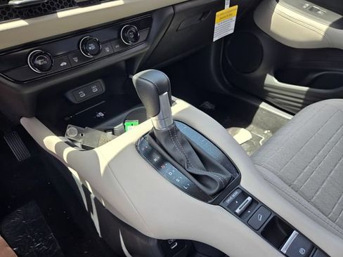 New 2027 Honda HR-V LX image 17