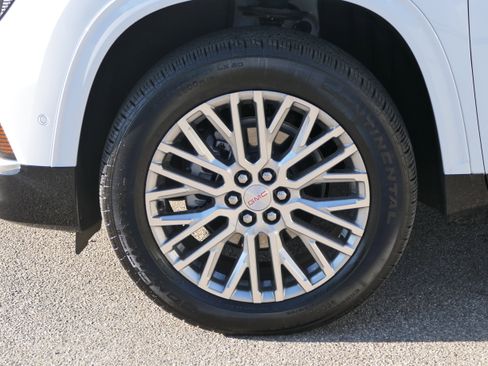 New 2026 GMC Acadia Denali w/ Super Cruise Package FWD image 10