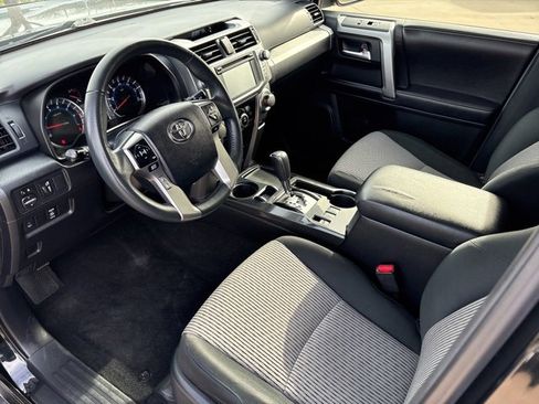 Used 2016 Toyota 4Runner SR5 image 11