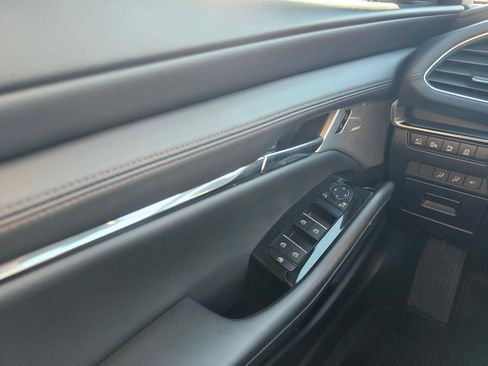 Used 2025 MAZDA MAZDA3 Hatchback w/Premium Plus Pkg image 63