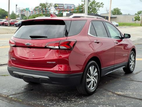 Used 2024 Chevrolet Equinox Premier FWD image 4