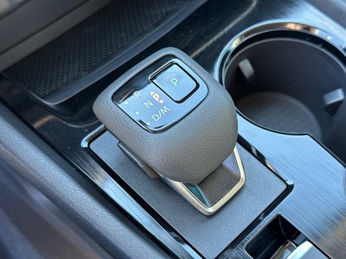 New 2026 Nissan Rogue SV image 32