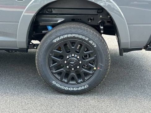 New 2026 RAM 2500 Limited AWD/4WD image 18