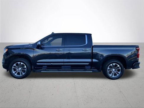 Used 2024 Chevrolet Silverado 1500 High Country w/ Technology Package image 8