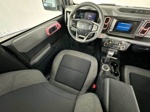 Used 2021 Ford Bronco 4-Door AWD/4WD image 9