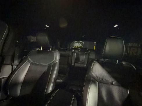 Used 2020 Ford Explorer ST w/ ST Street Pack image 27