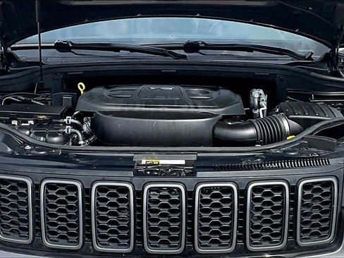 Used 2020 Jeep Grand Cherokee Trailhawk w/ Trailhawk Luxury Group image 30