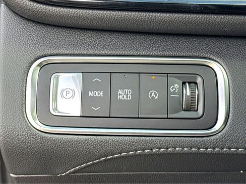 New 2026 Buick Enclave Avenir w/ Super Cruise Package image 11