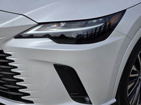Used 2026 Lexus RX 350 w/ Convenience Package image 36