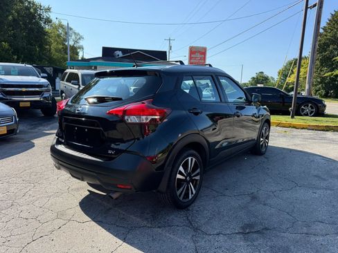 Used 2018 Nissan Kicks SV w/ Exterior Package FWD image 5