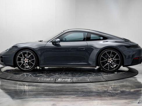 Used 2025 Porsche 911 Carrera T RWD image 7