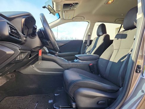 Used 2022 Subaru Outback Premium image 13