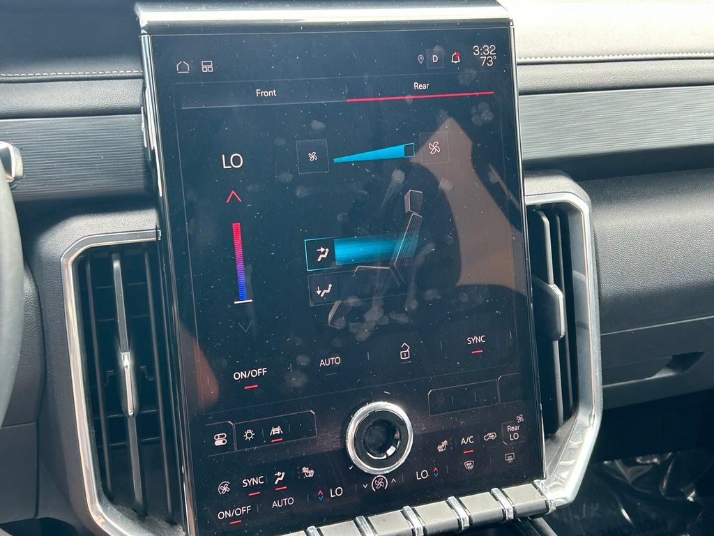 Used 2025 GMC Acadia Elevation FWD image 33