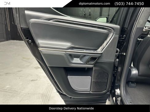 Used 2022 Rivian R1T Launch Edition image 33