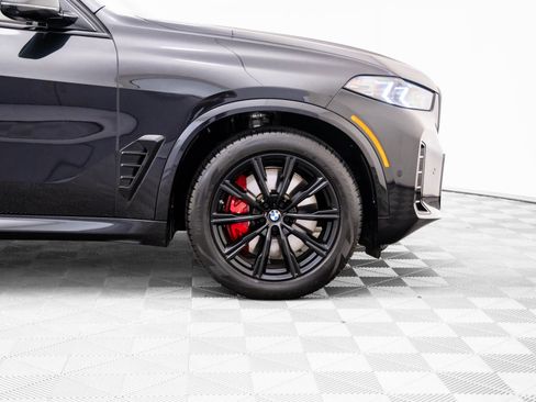 Certified 2025 BMW X5 xDrive50e w/ M Sport Package image 34