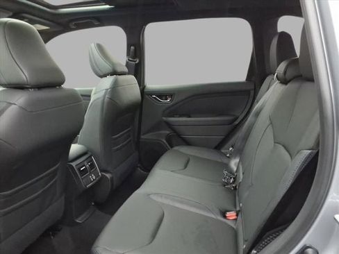 New 2025 Subaru Forester Limited image 40