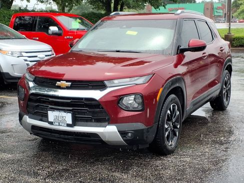 Used 2023 Chevrolet TrailBlazer LT w/ Convenience Package FWD image 3