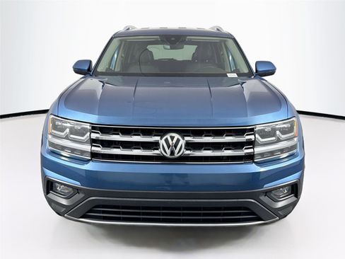 Used 2019 Volkswagen Atlas SE w/ Towing Package image 3