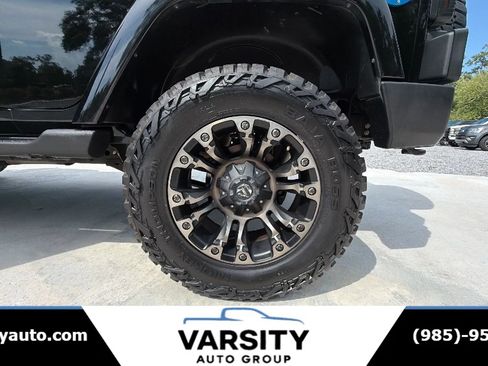 Used 2013 Jeep Wrangler Unlimited Sahara w/ Connectivity Group AWD/4WD image 9