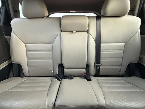 Used 2017 Kia Sorento EX w/ EX Advanced Touring Package FWD image 20