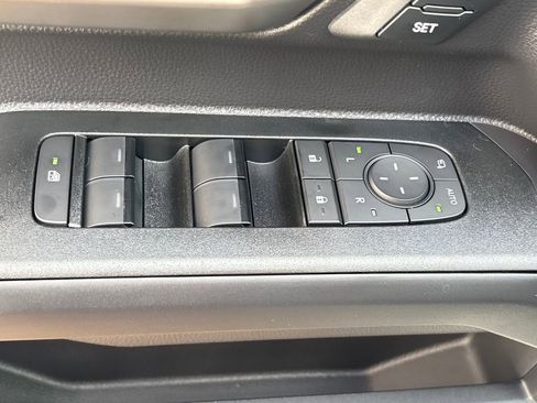 New 2025 Toyota 4Runner Limited image 7