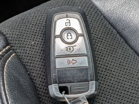 Used 2021 Ford Edge ST AWD/4WD image 30