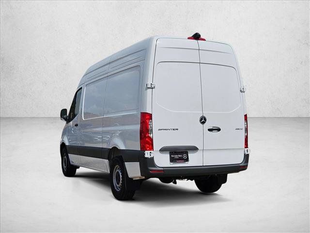 Used 2025 Mercedes-Benz Sprinter 2500 image 8