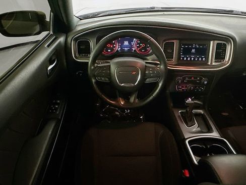 Used 2020 Dodge Charger SXT RWD image 21