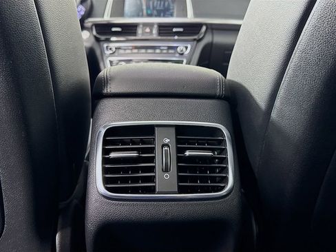 Used 2017 Kia Optima EX w/ Premium Package image 32