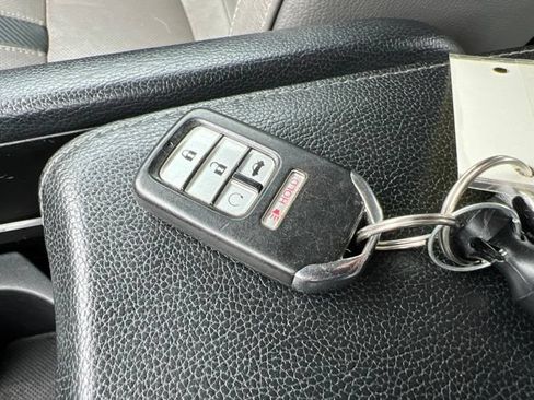 Used 2017 Honda Civic EX-L image 14