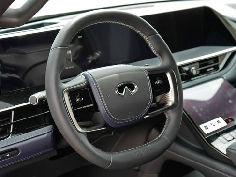 New 2026 INFINITI QX80 4WD image 13