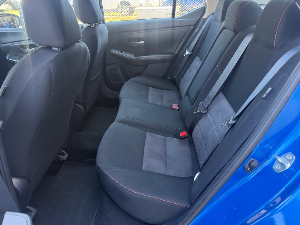 Used 2025 Nissan Sentra SR FWD image 14
