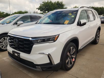 Certified 2023 Honda Pilot Touring