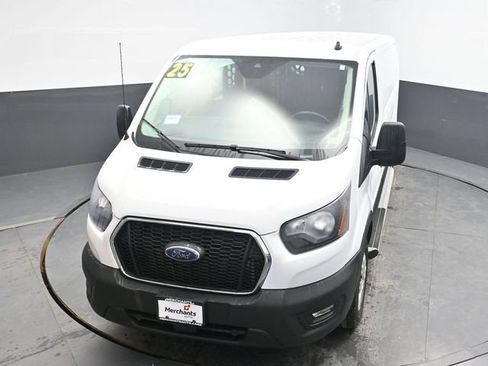 Used 2025 Ford Transit 250 Low Roof w/ Exterior Upgrade Package RWD image 23