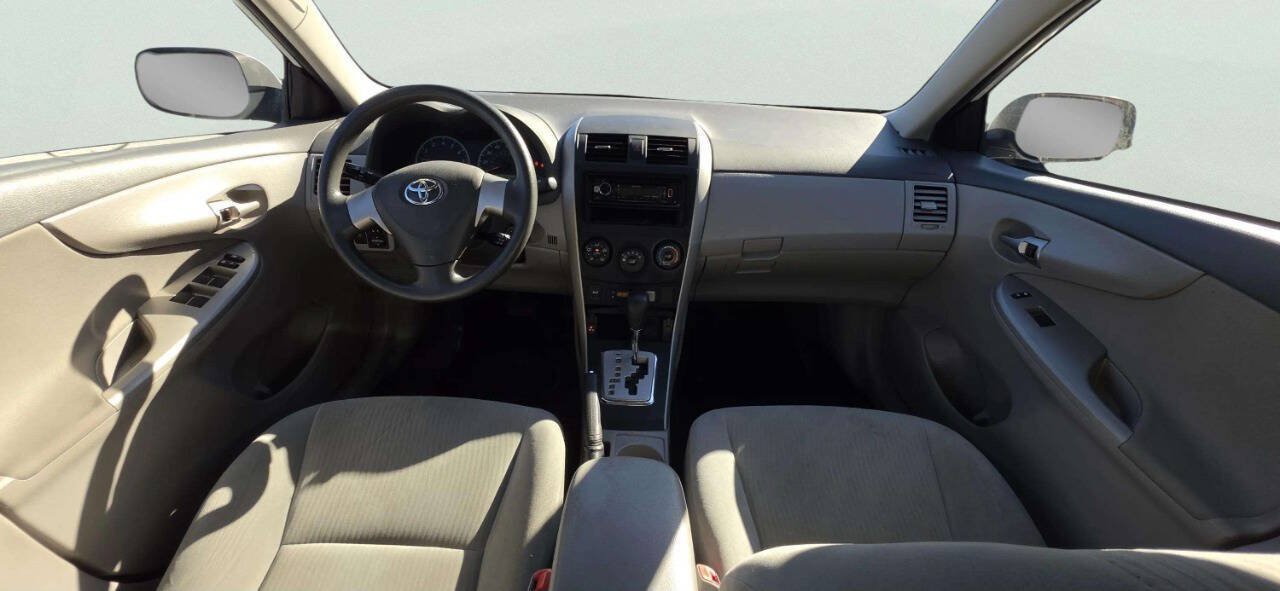 Used 2010 Toyota Corolla LE FWD image 8