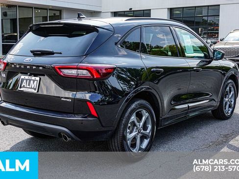 Used 2023 Ford Escape ST-Line image 6
