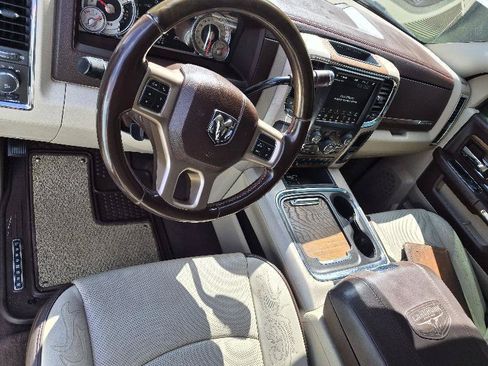 Used 2018 RAM 3500 Laramie Longhorn w/ Longhorn Southfork Package AWD/4WD image 15