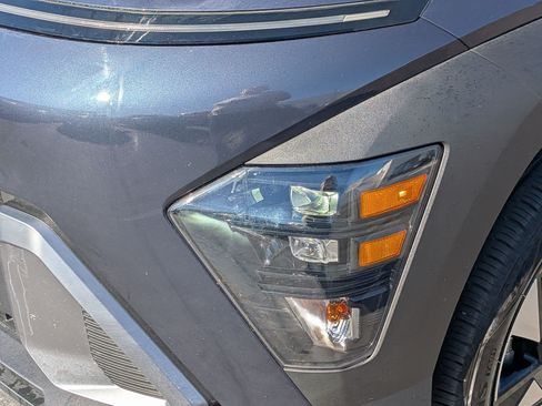 Certified 2025 Hyundai Kona SEL AWD/4WD image 12